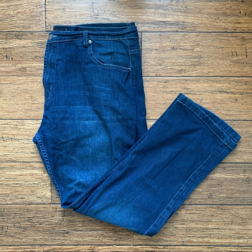 Two pairs of Men’s PD&C  Dark Wash Slim Blue jeans - Picture 5 of 10